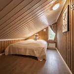 With Sauna In *