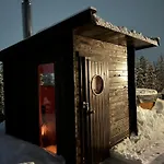 度假居 With Sauna In